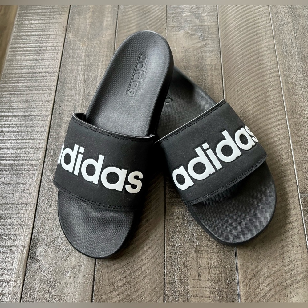 BRAND NEW Adidas Black and White Slide Sandals